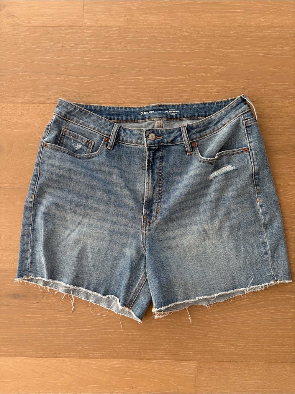 Old Navy Distressed Denim OG Straight High Rise. Cutoff Shorts - Medium Blue